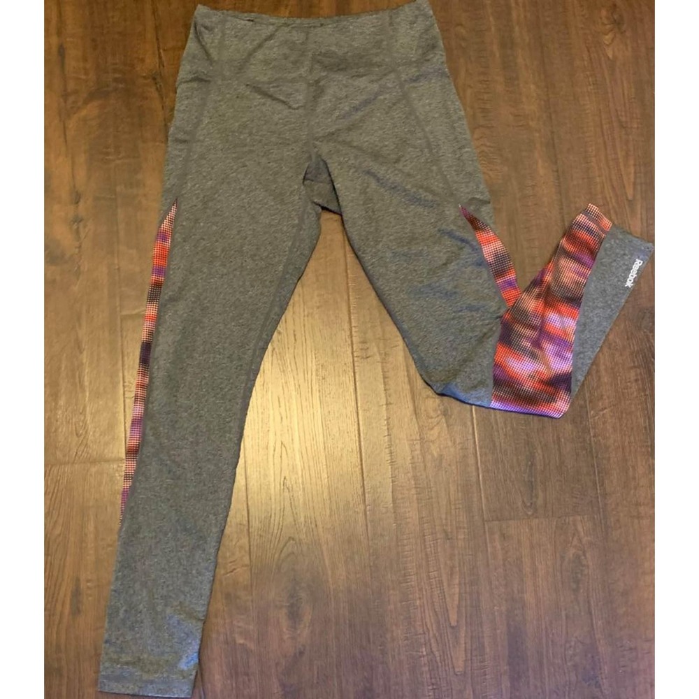 REEBOK Women’s Leggings Size Medium